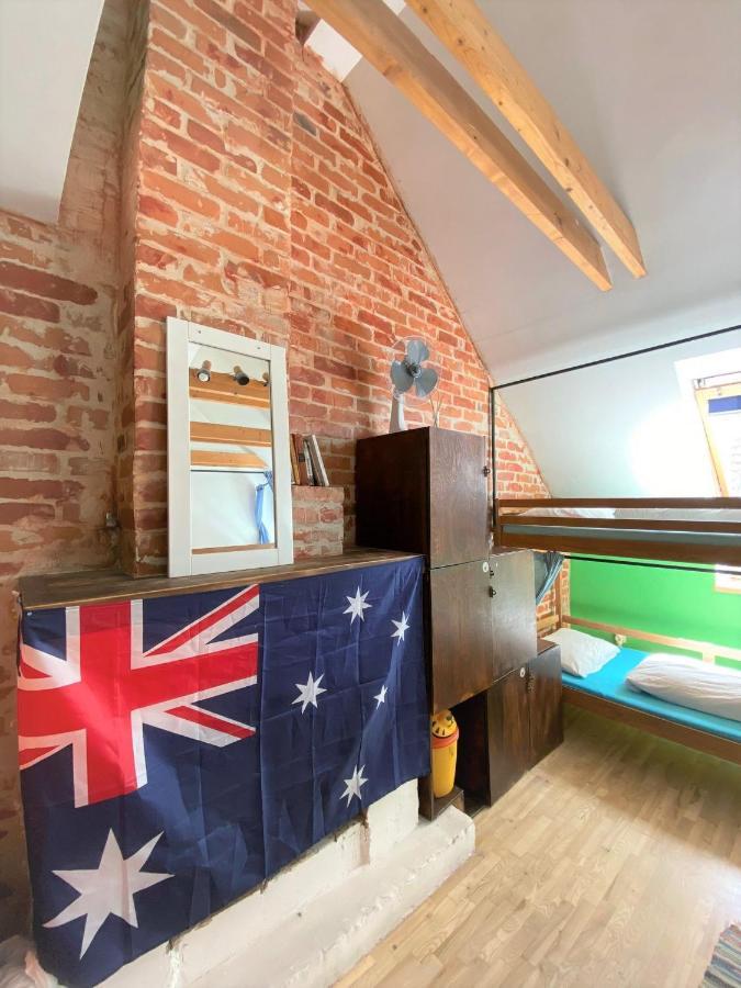 Jimmy Jumps House Hostel Vilnius Ngoại thất bức ảnh
