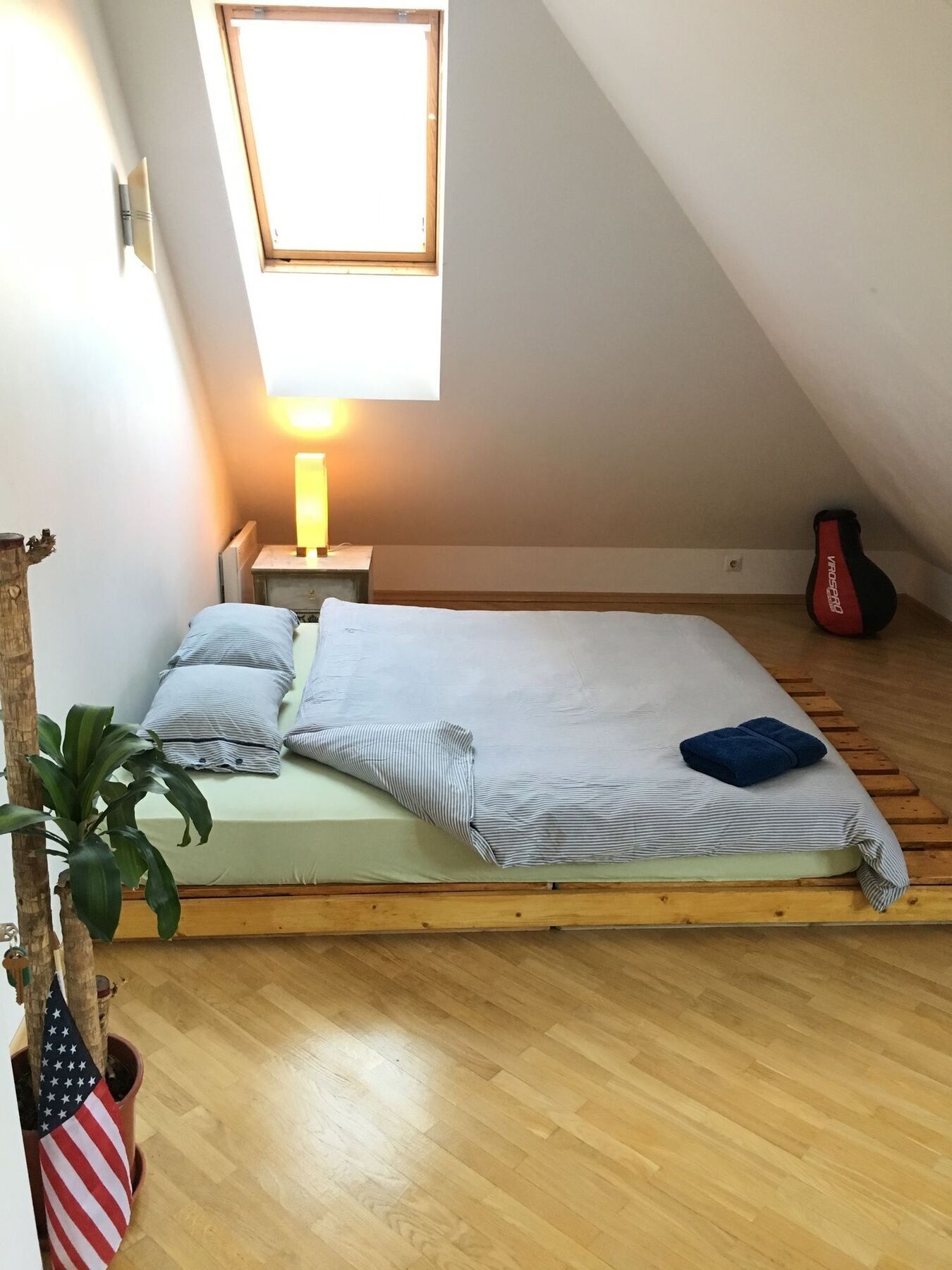 Jimmy Jumps House Hostel Vilnius Ngoại thất bức ảnh