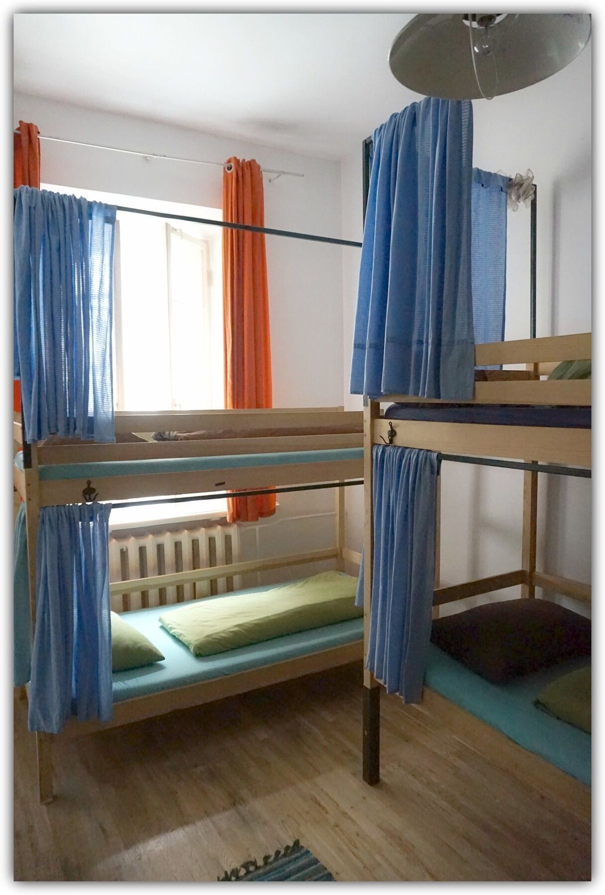 Jimmy Jumps House Hostel Vilnius Ngoại thất bức ảnh